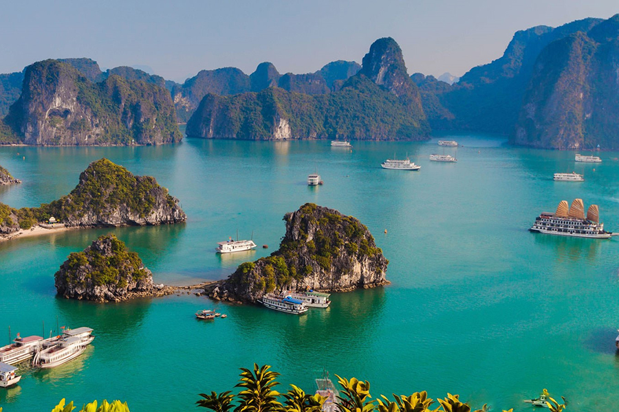 Ha Long - Du thuyền Vịnh Hạ Long