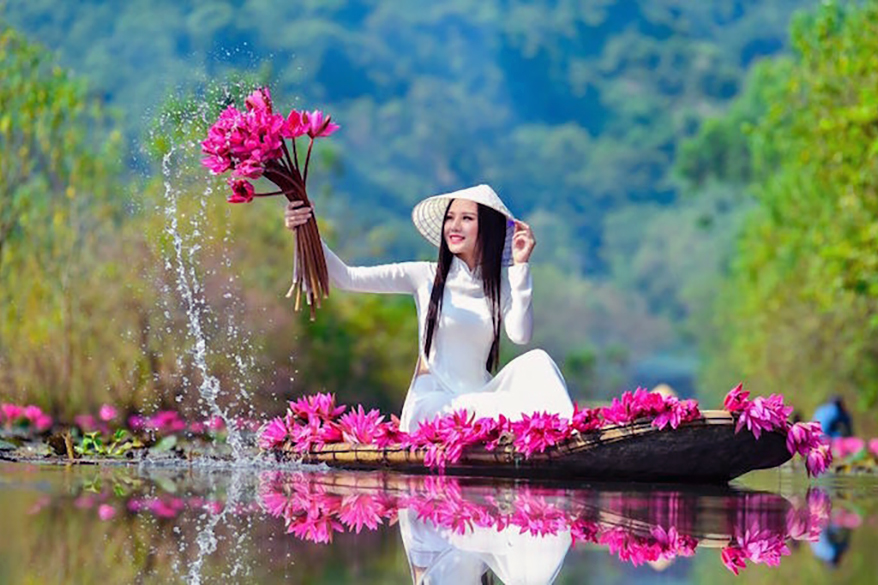 Tour du lich Chua Huong trong ngay - Lý Do Bạn Nên Thêm Du Lịch Chùa Hương Vào Danh Sách Du Lịch