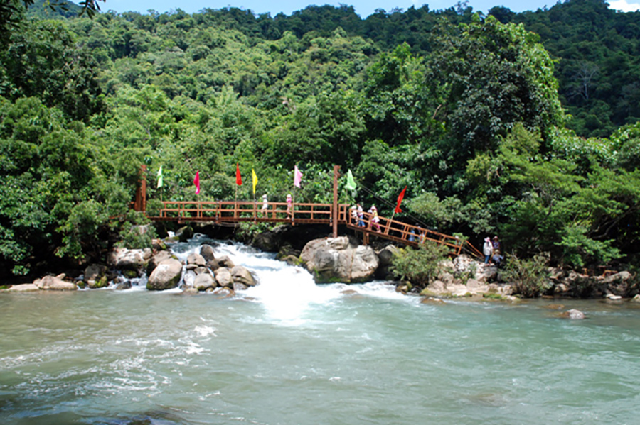 Suoi nong Kenh Ga - Tour Ninh Bình